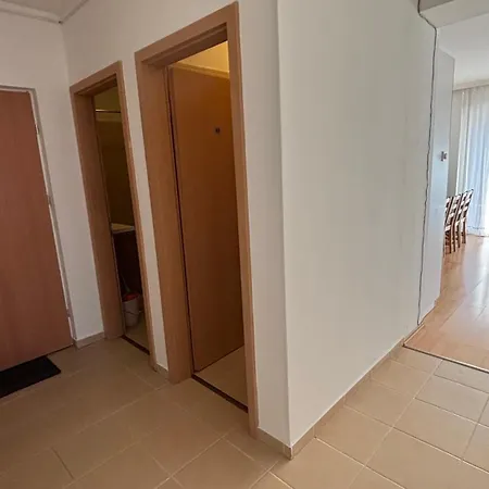 Bright & Modern Getaway With Terrace Apartament *