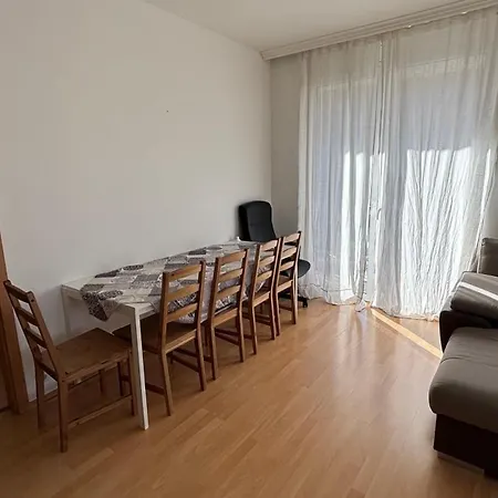 Appartement Bright & Modern Getaway With Terrace
